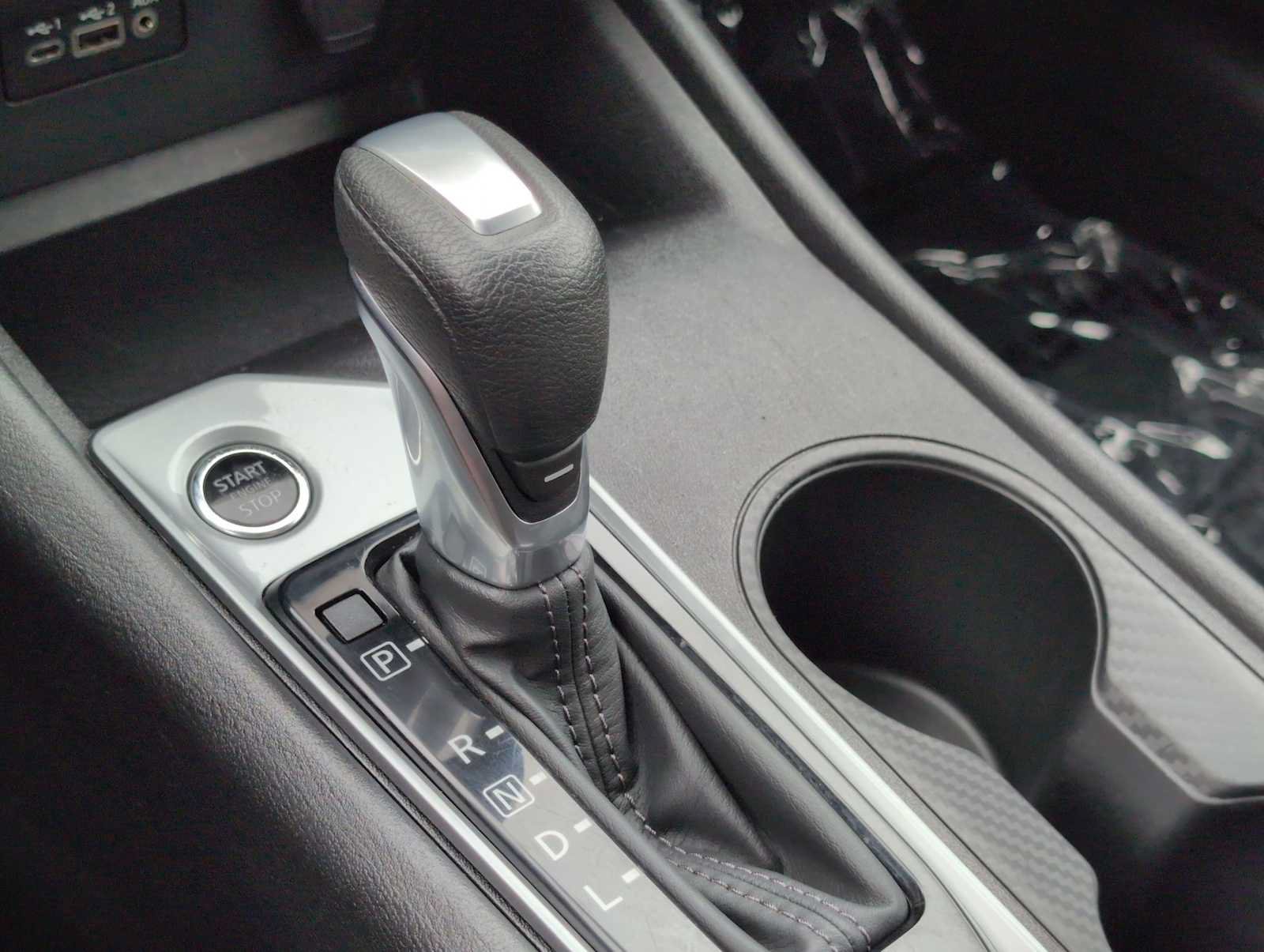 Used 2025 Nissan Altima 2.5 SV FWD image 30
