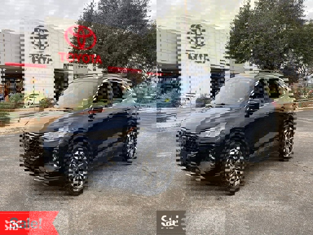 Used 2023 Ford Escape Platinum image 1