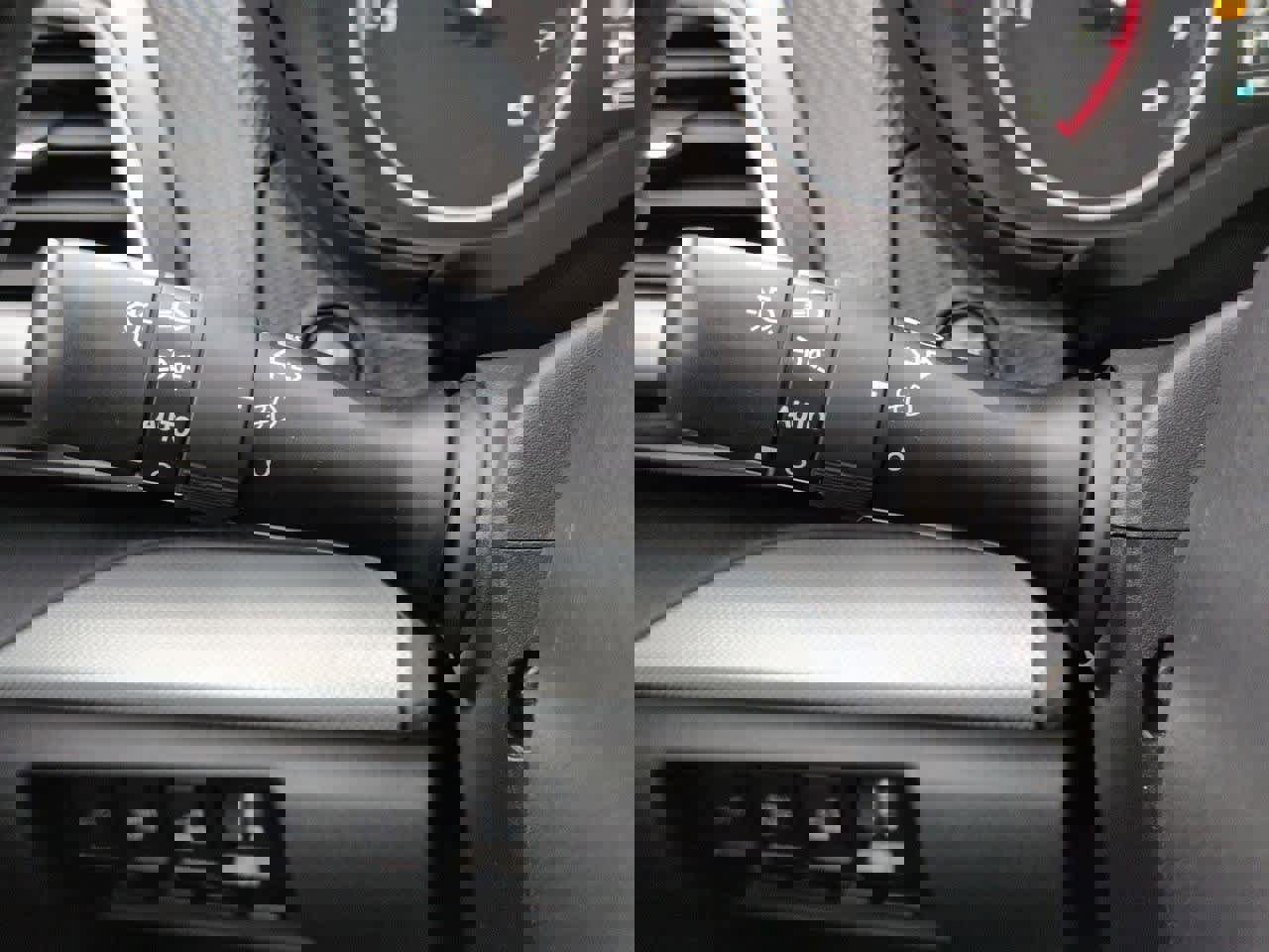 Used 2021 Subaru Forester Limited image 28