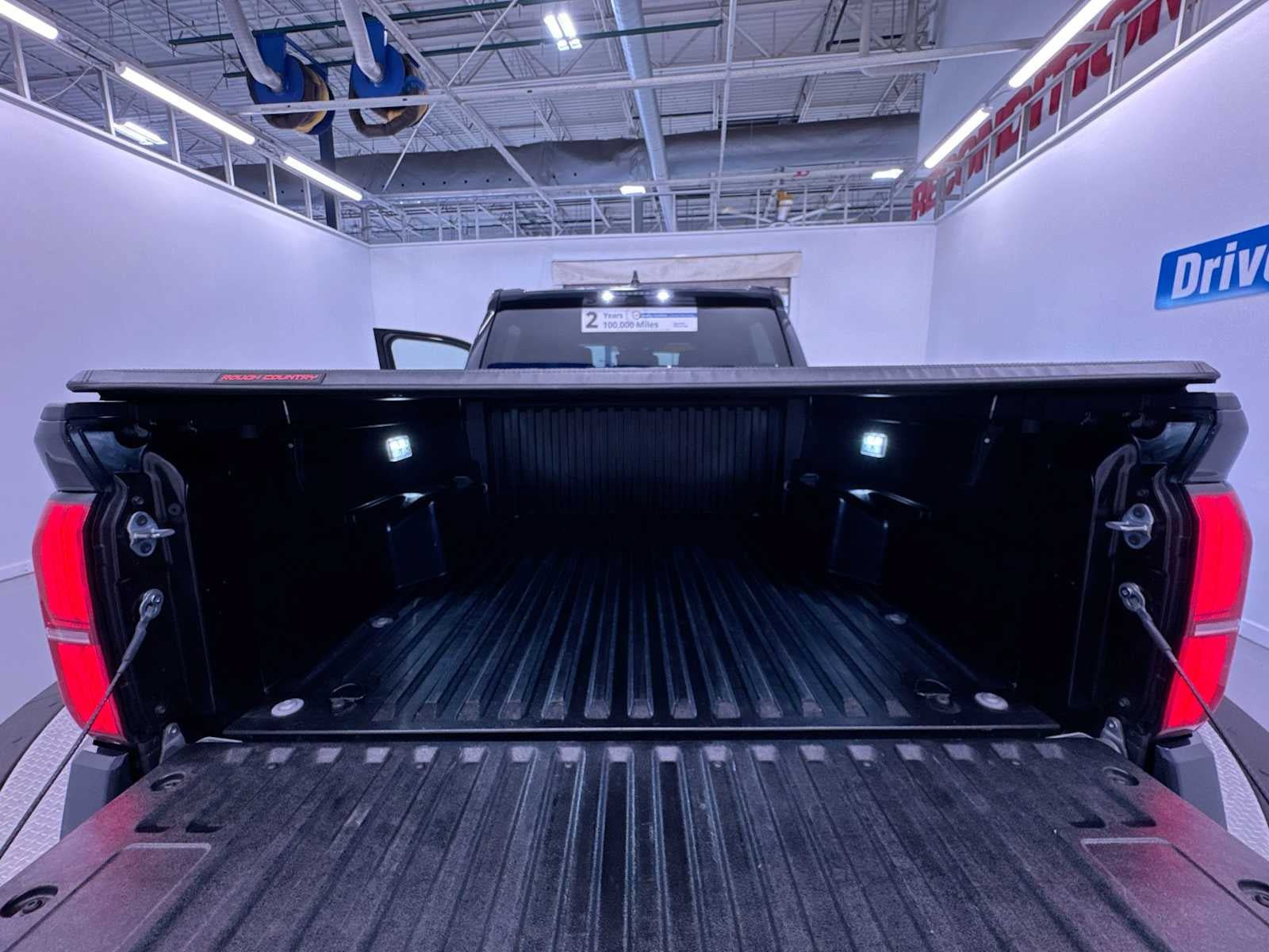 Used 2025 Toyota Tacoma TRD Off-Road AWD/4WD image 41