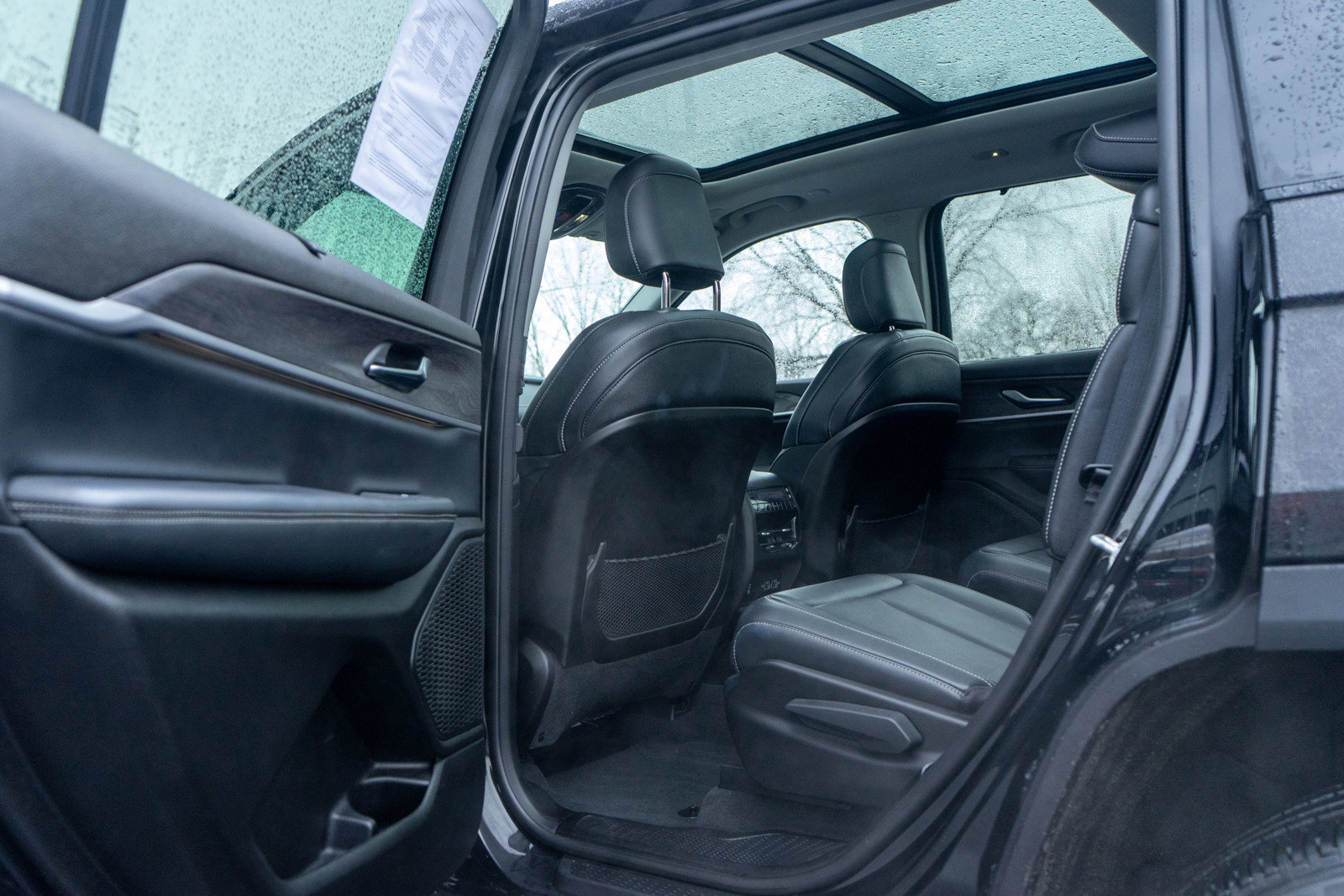 Used 2023 Jeep Grand Cherokee L Limited w/ Luxury Tech Group II image 28