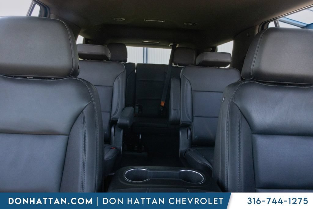 Used 2022 Chevrolet Tahoe LT w/ Luxury Package AWD/4WD image 18