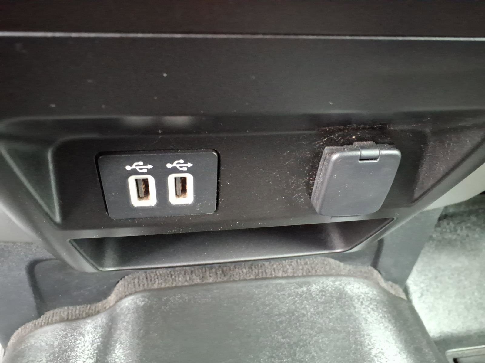 Used 2020 Ford F150 Lariat image 15