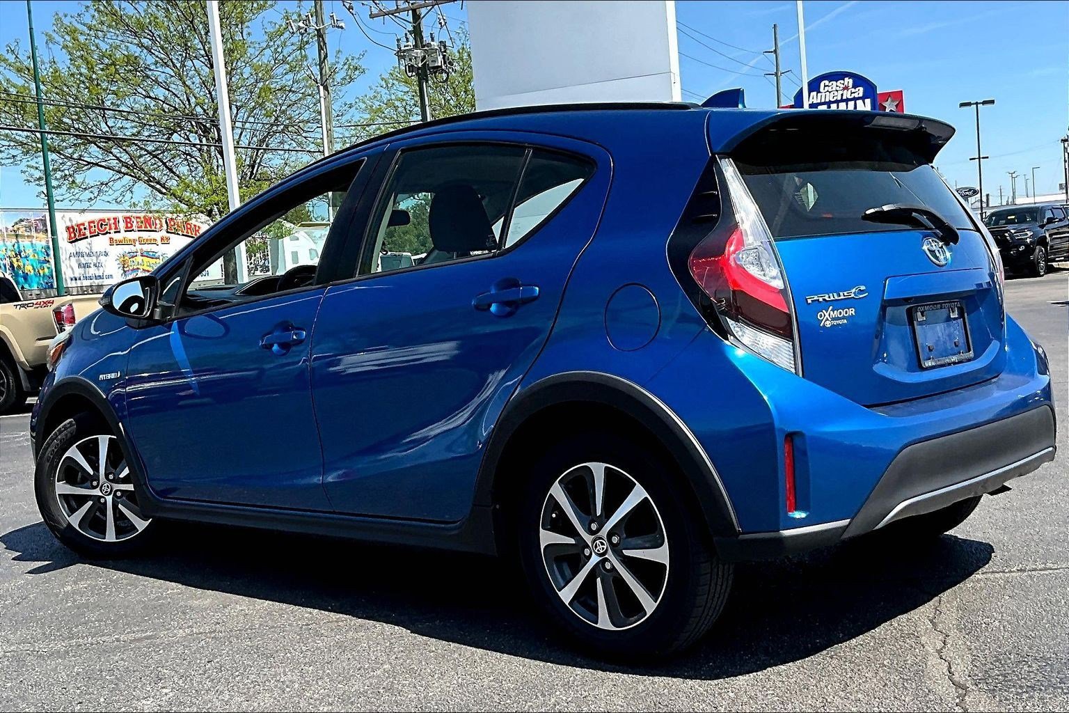 Used 2019 Toyota Prius C FWD image 3