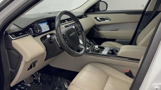 Used 2019 Land Rover Range Rover Velar R-Dynamic SE AWD/4WD image 31