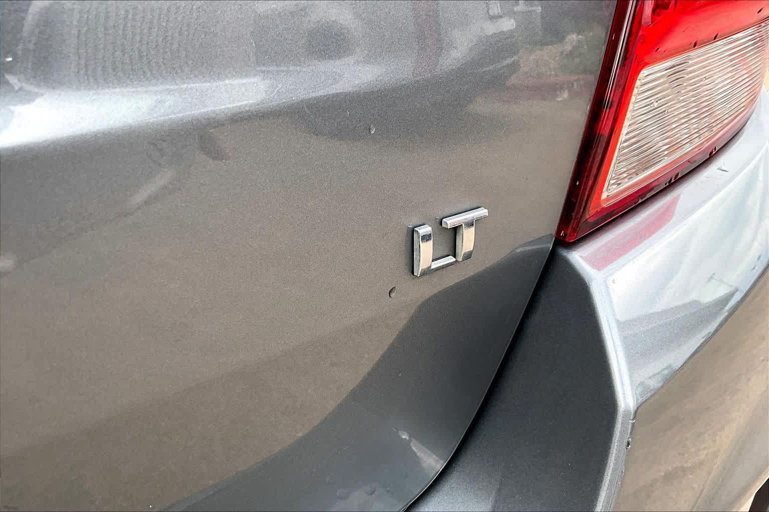 Used 2019 Chevrolet Trax LT w/ LT Convenience Package FWD image 10