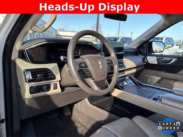 Used 2023 Lincoln Navigator Reserve image 13