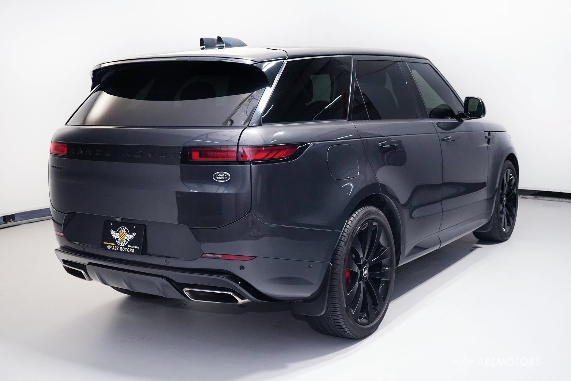 Used 2023 Land Rover Range Rover Sport SE Dynamic AWD/4WD image 5