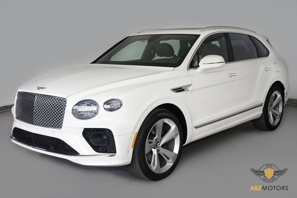 Used 2023 Bentley Bentayga Plug-In Hybrid image 3