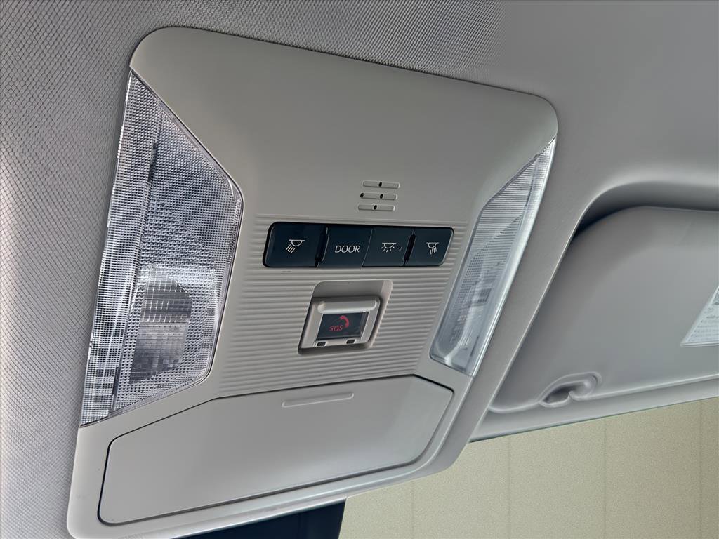 Used 2024 Toyota RAV4 LE image 27