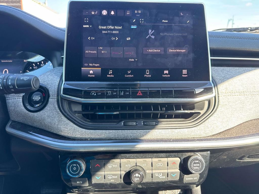 Used 2022 Jeep Compass Latitude w/ Sun and Sound Group image 10