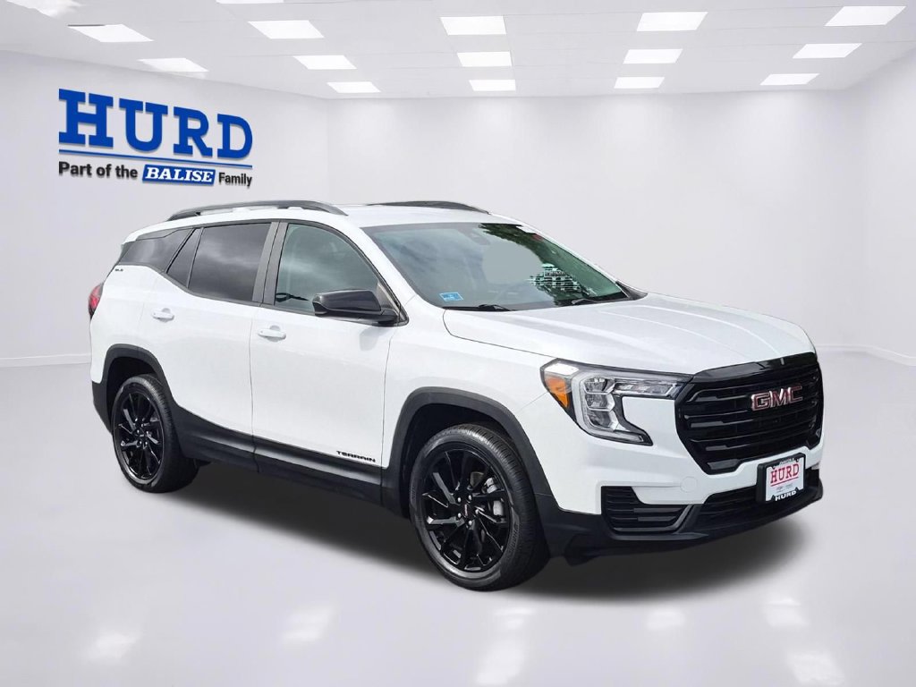 Used 2023 GMC Terrain SLE w/ Driver Convenience Package