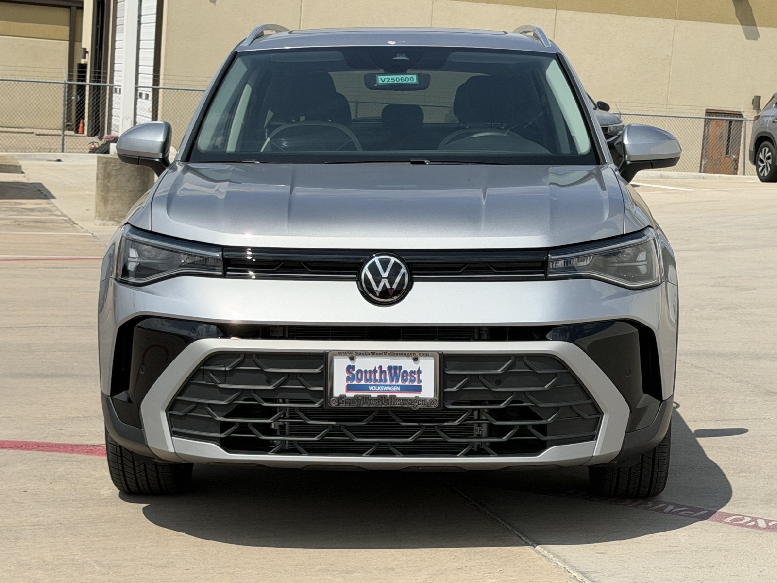 New 2026 Volkswagen Taos SE FWD image 9