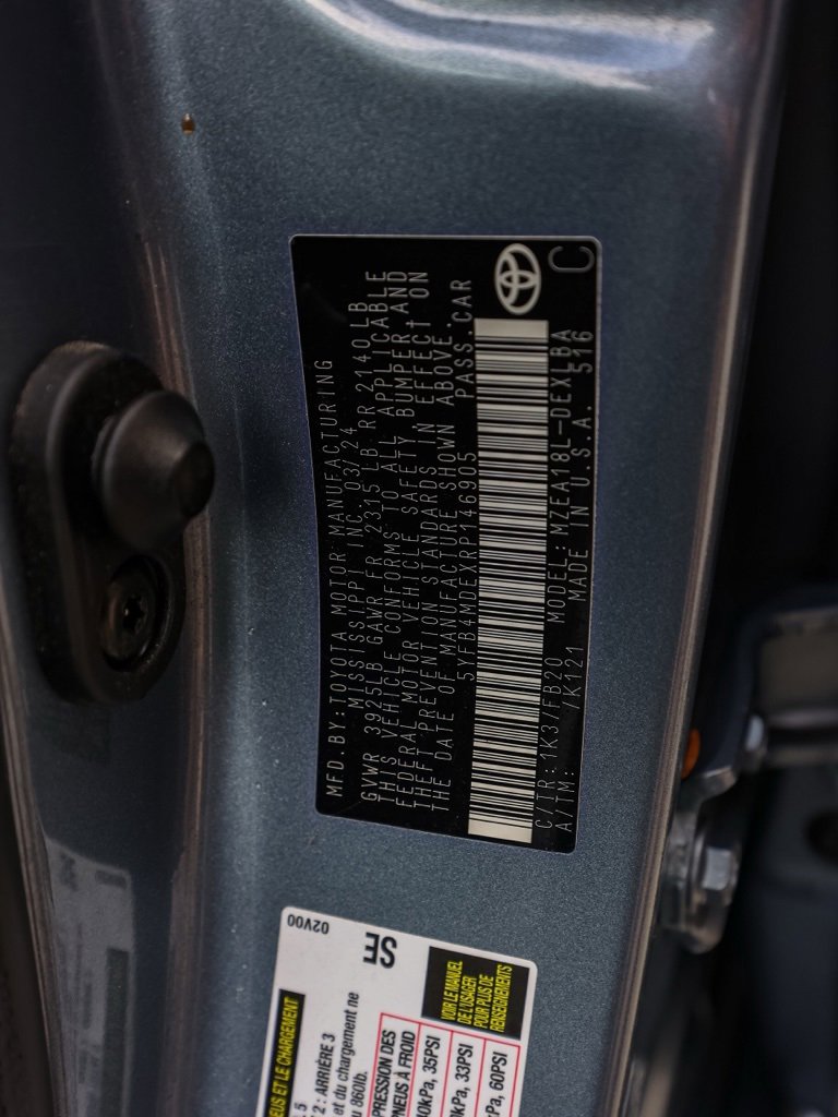 Used 2024 Toyota Corolla LE image 32