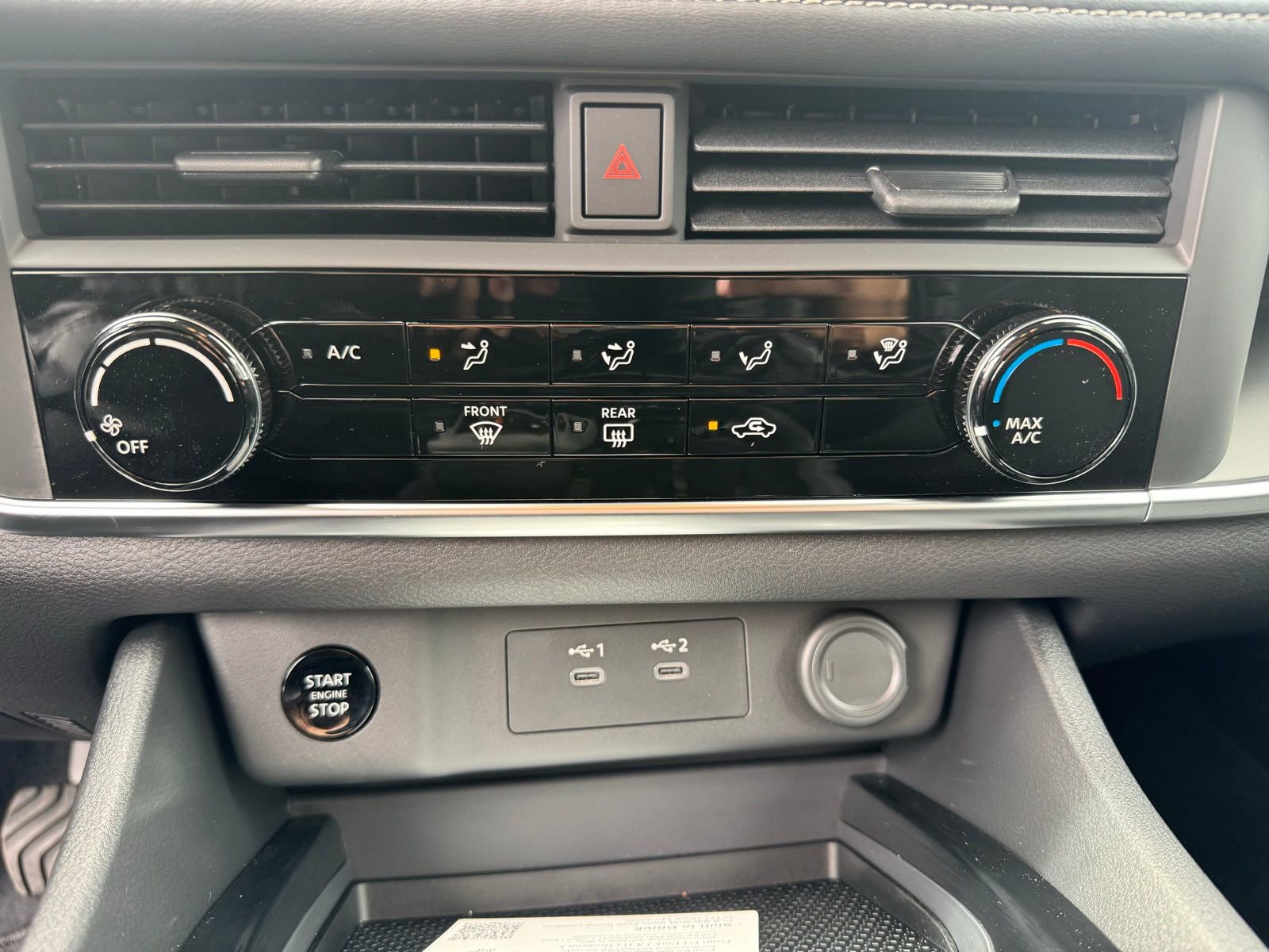 New 2026 Nissan Rogue S image 18