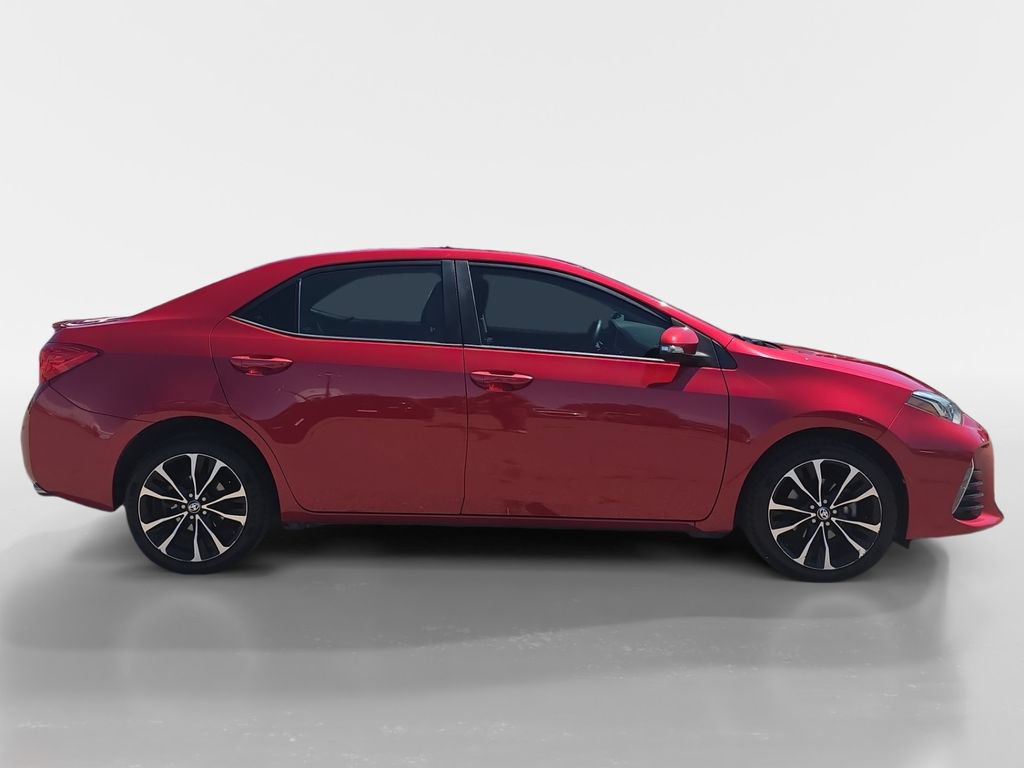 Used 2018 Toyota Corolla SE FWD image 6
