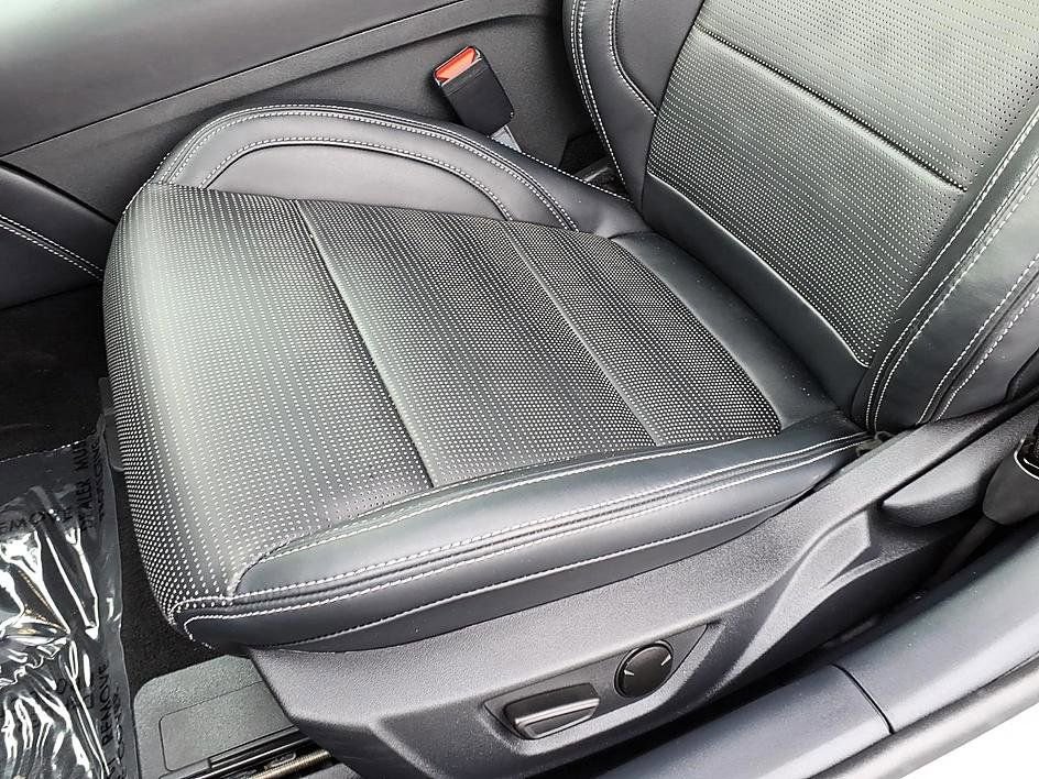 Used 2024 Ford Mustang GT Premium image 25