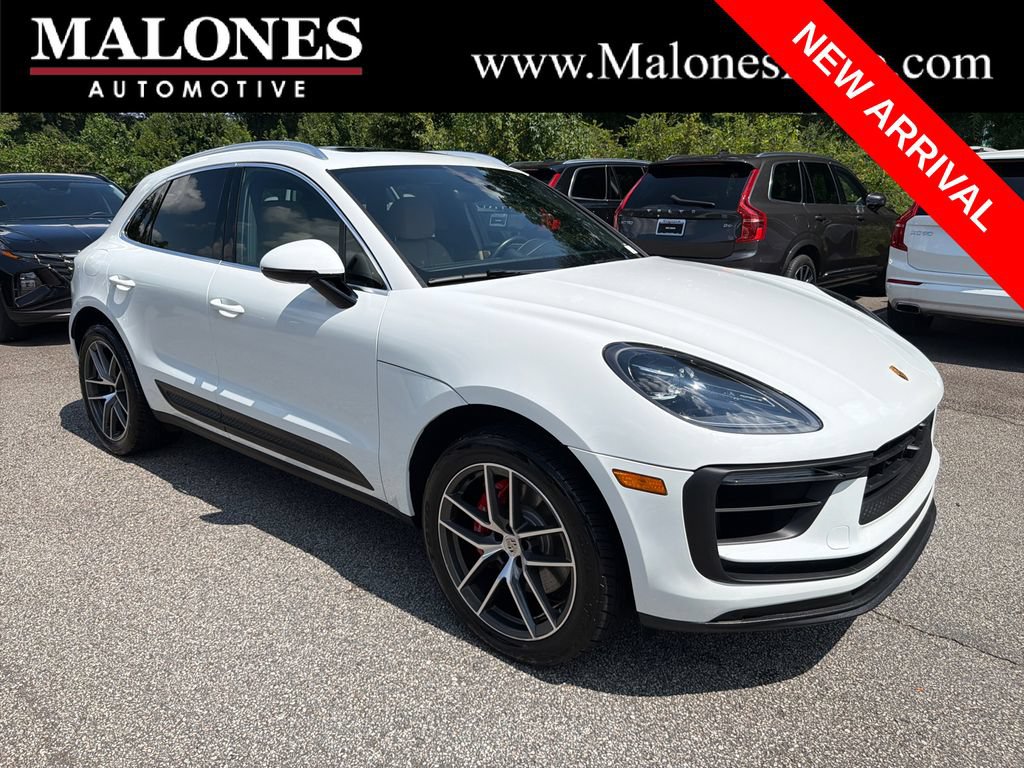 Used 2022 Porsche Macan S AWD/4WD image 1