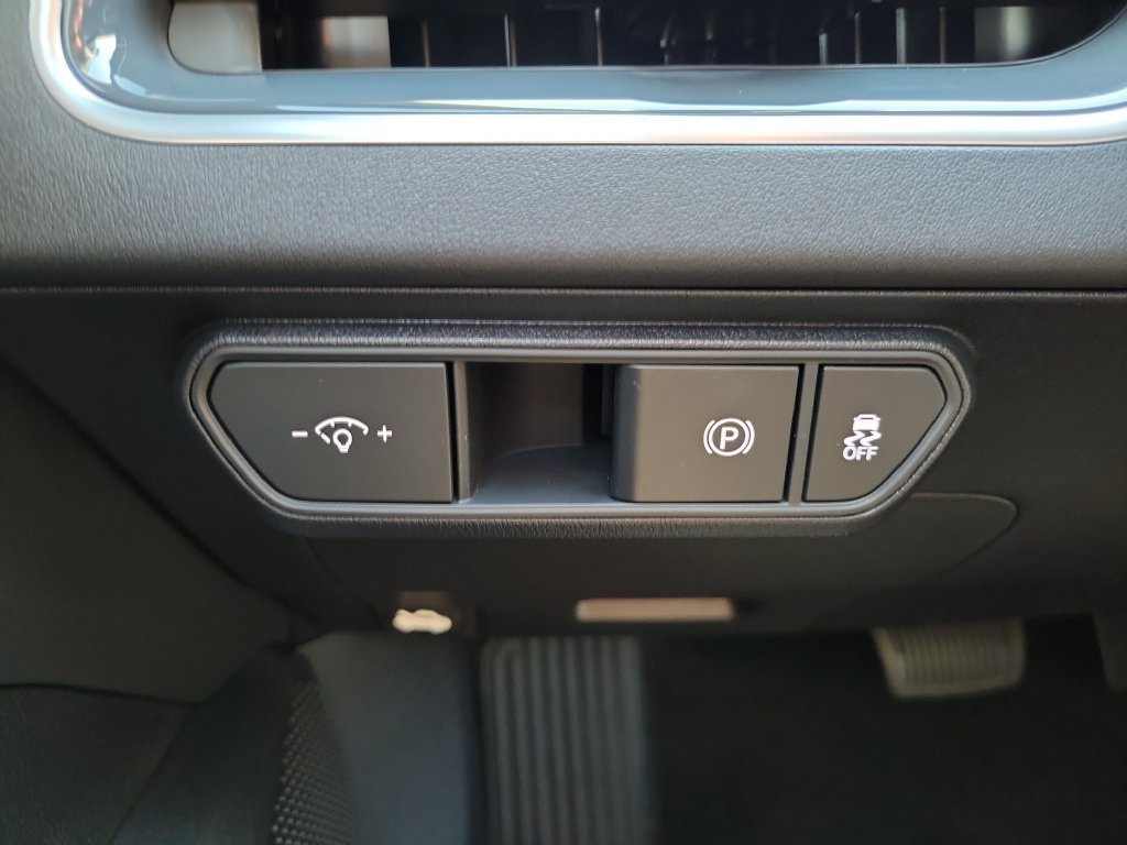 New 2026 Kia K4 EX FWD image 24