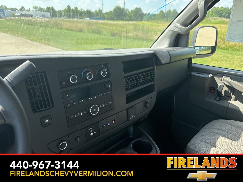 New 2025 Chevrolet Express 2500 Work Van w/ Driver Convenience Package image 20