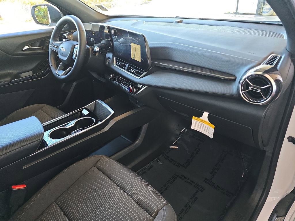 New 2025 Chevrolet Equinox LT image 29