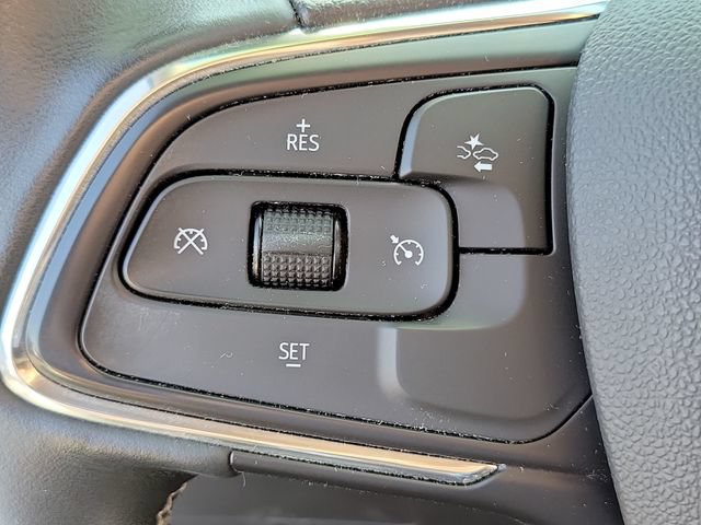 Used 2023 Buick Encore GX Preferred w/ Cold Weather Comfort Package AWD/4WD image 11