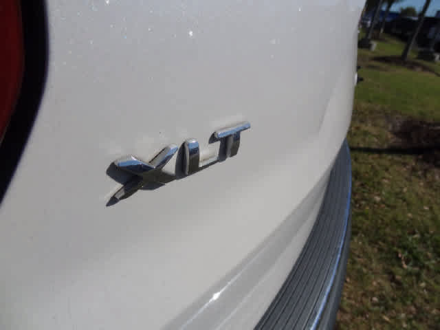 Used 2018 Ford Explorer XLT w/ Equipment Group 202A AWD/4WD image 5