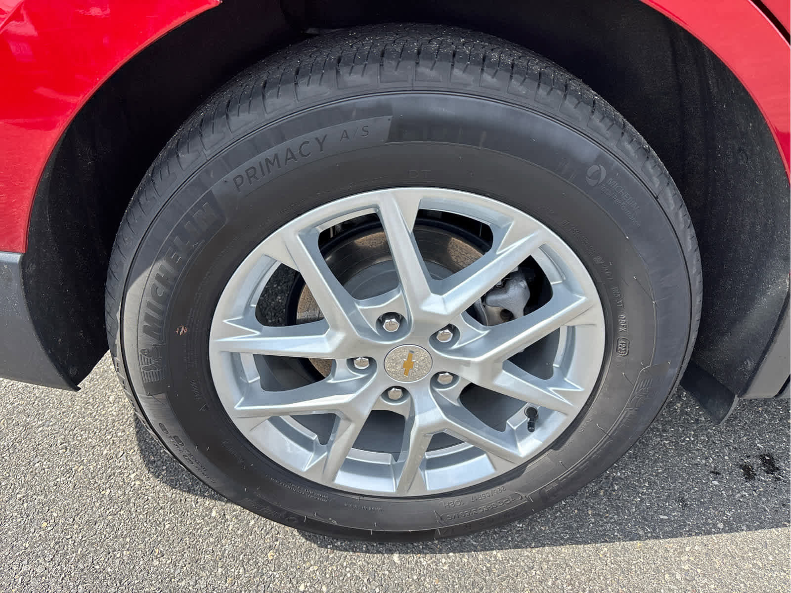 Certified 2024 Chevrolet Equinox LT w/ LPO, Floor Liner Package image 32