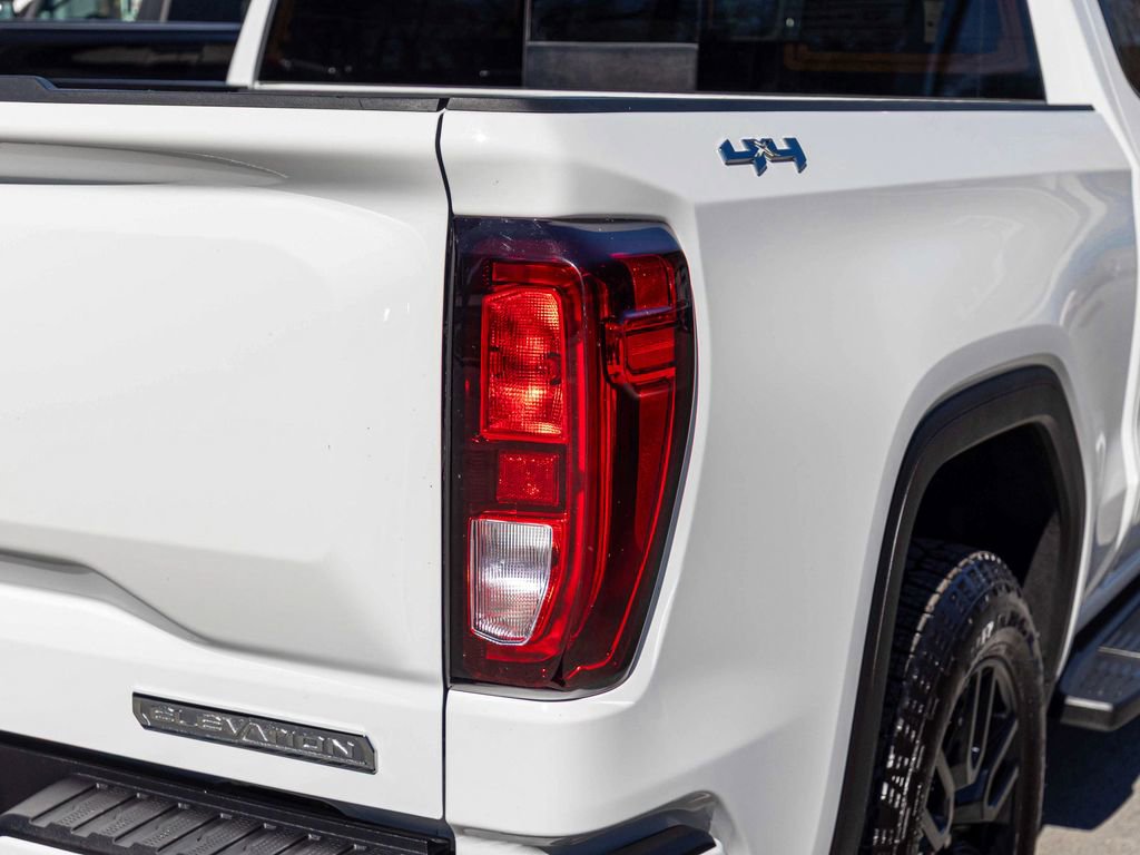 Used 2025 GMC Sierra 1500 Elevation w/ Preferred Package image 39