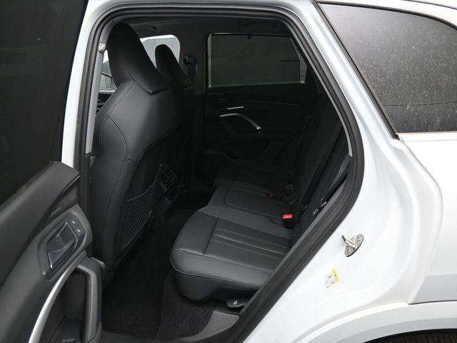 New 2026 Audi Q5 Prestige AWD/4WD image 11