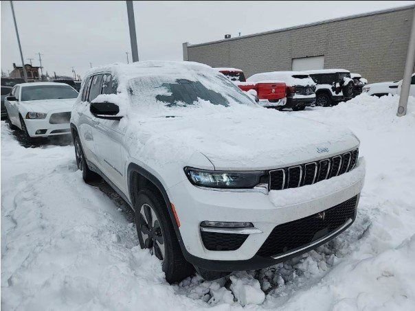 Used 2022 Jeep Grand Cherokee Limited 4xe w/ Luxury Tech Group II video 2