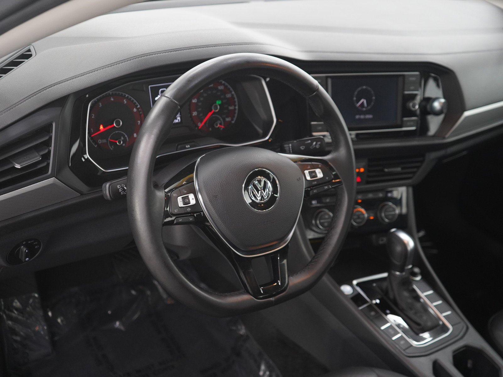Used 2019 Volkswagen Jetta SE FWD image 19