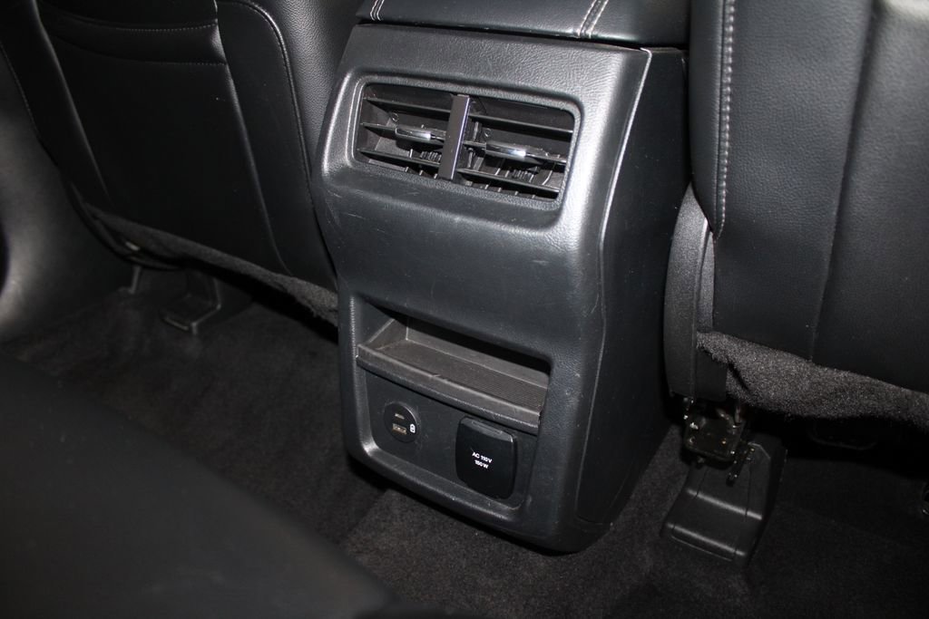 Used 2022 Ford Edge Titanium image 36