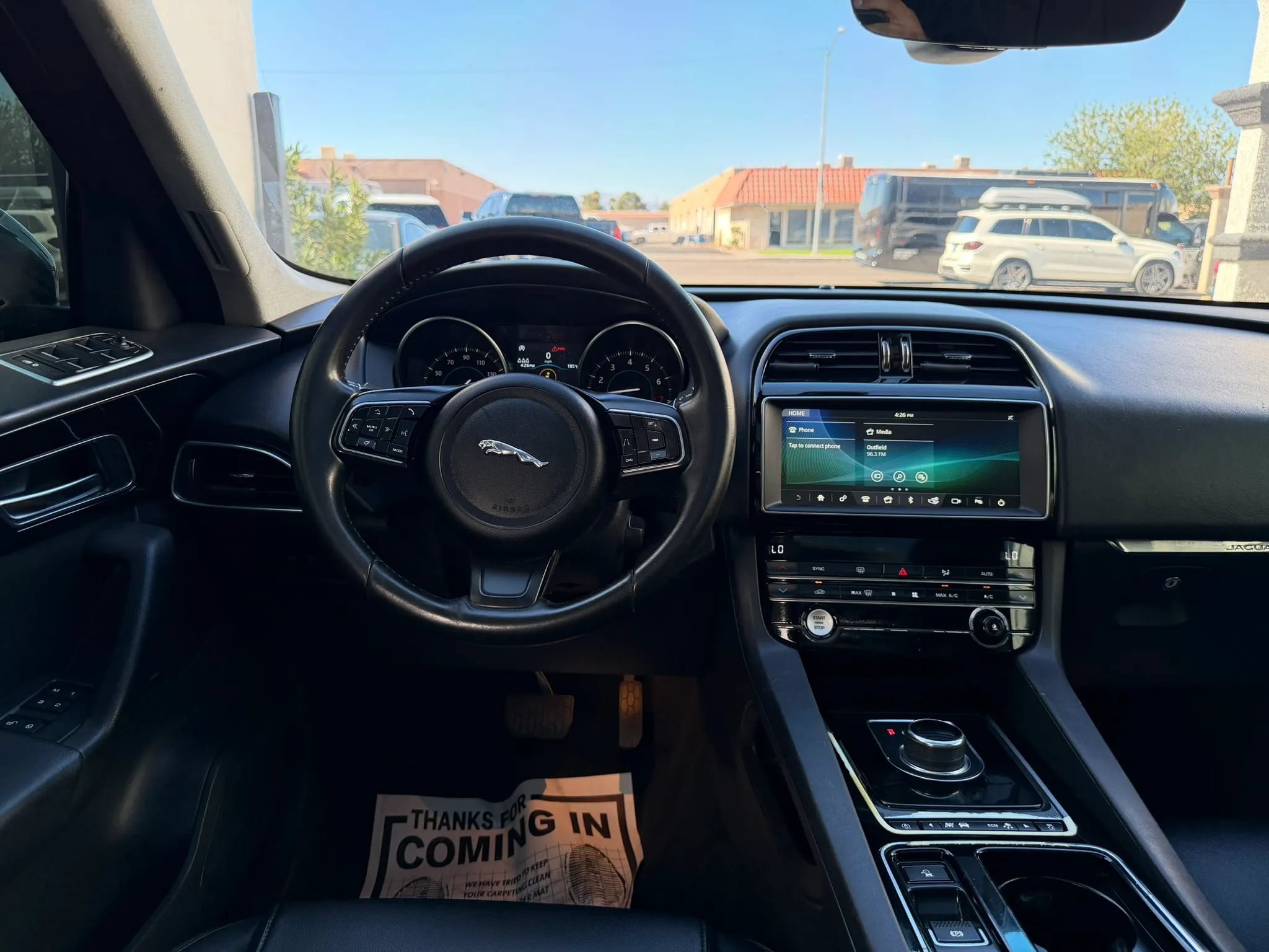 Used 2020 Jaguar F-PACE Premium AWD/4WD image 17