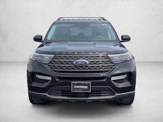 Used 2023 Ford Explorer XLT w/ Equipment Group 202A RWD image 2