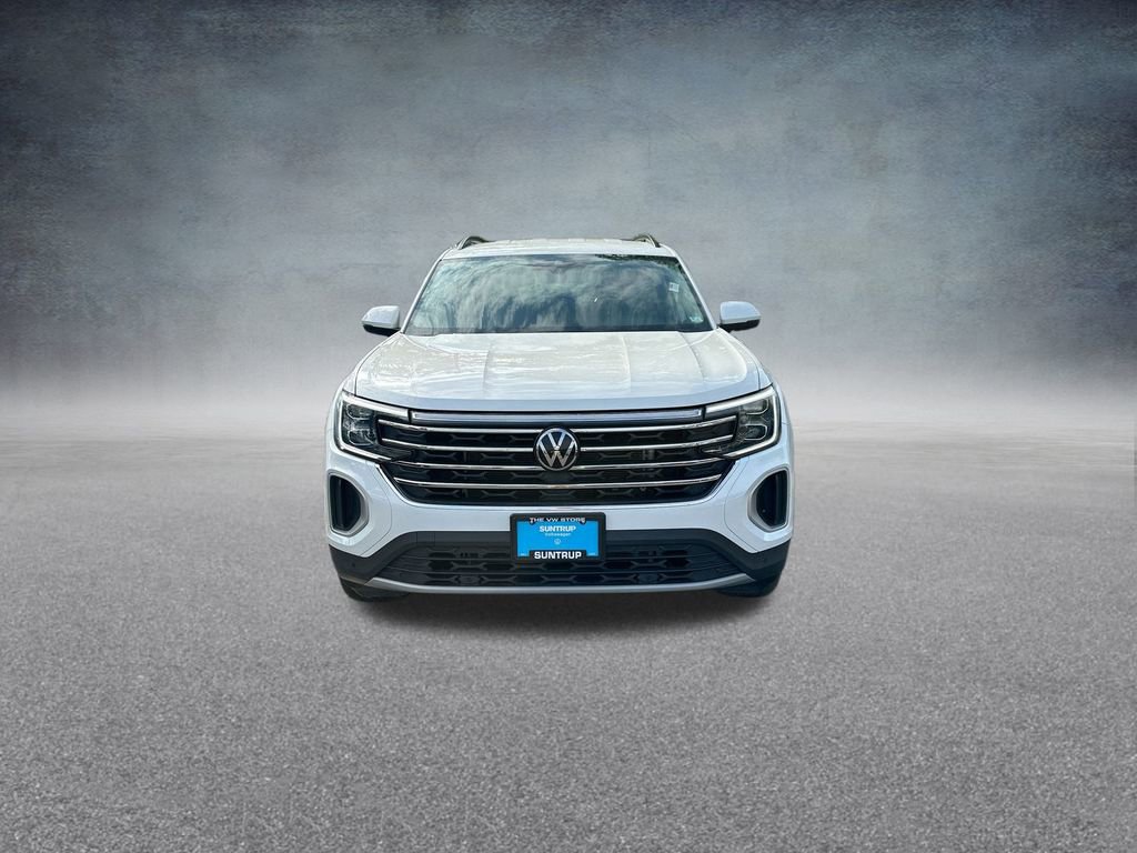 Used 2025 Volkswagen Atlas SE image 37