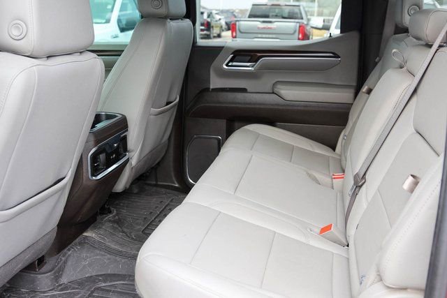 Used 2024 GMC Sierra 1500 SLT w/ SLT Premium Package image 16