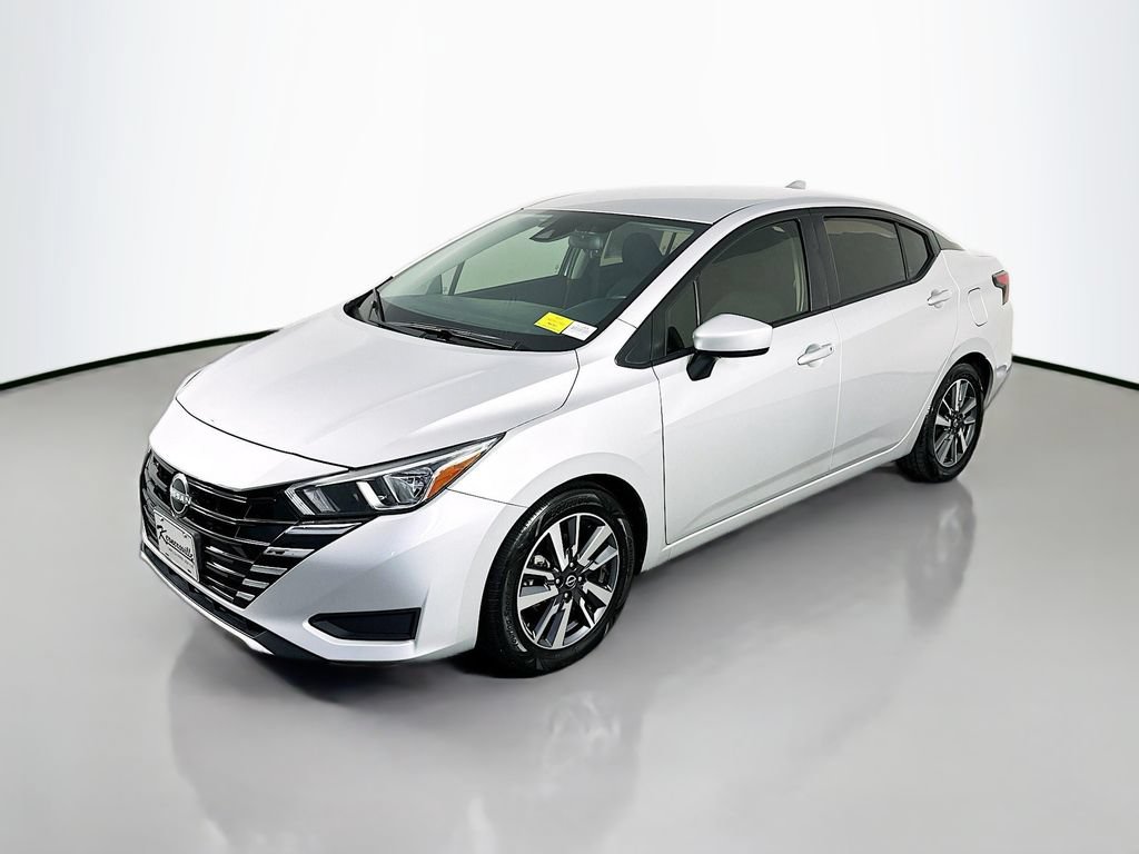 Used 2023 Nissan Versa SV FWD video 3