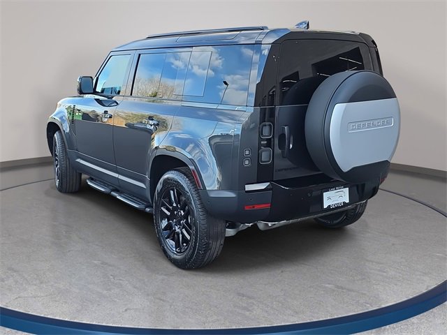 New 2026 Land Rover Defender 110 S image 7
