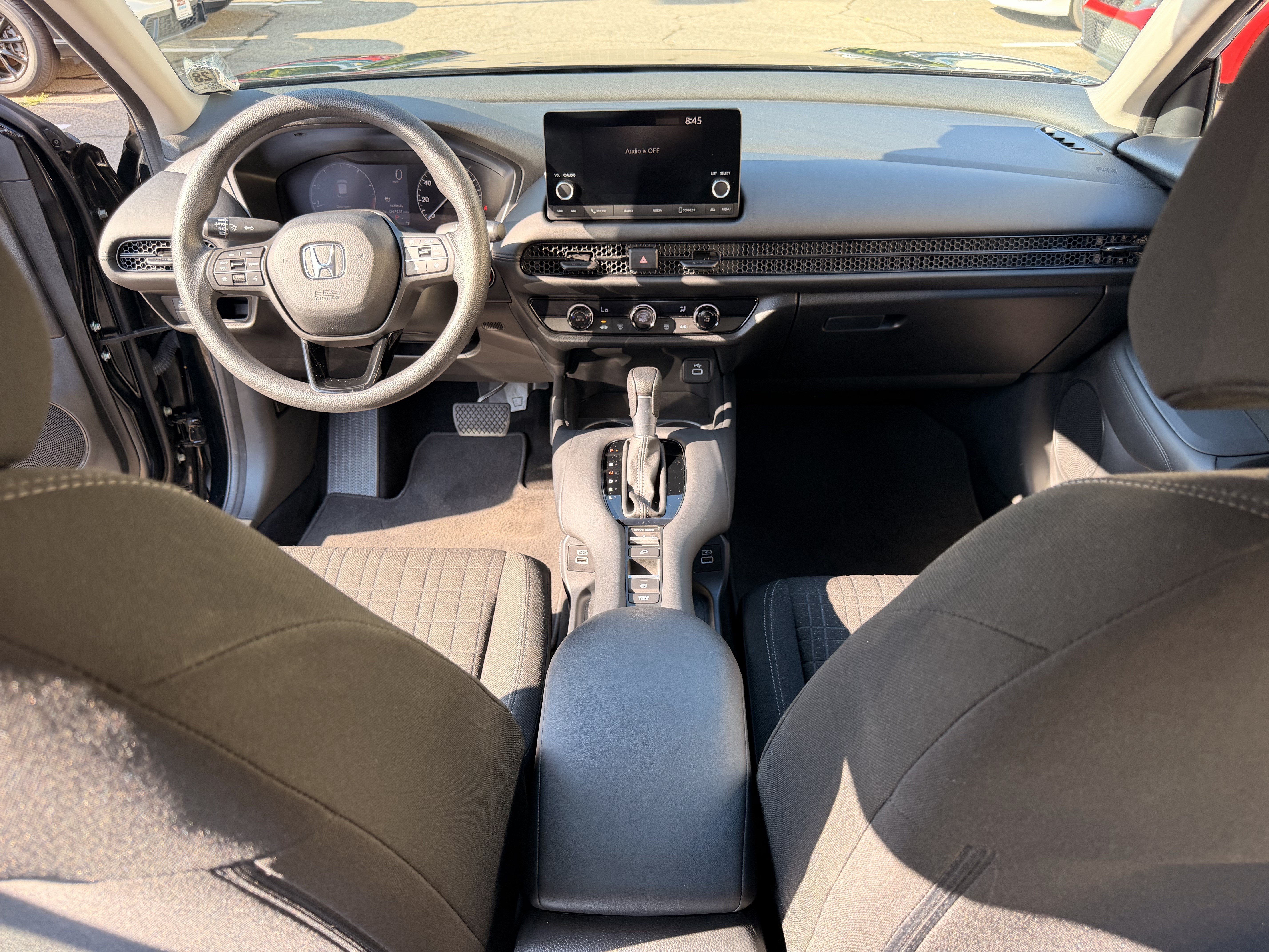 Used 2023 Honda HR-V LX image 16