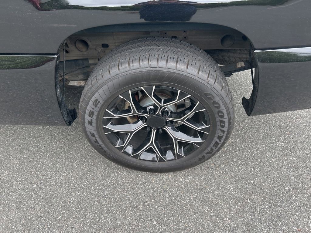 Used 2003 Chevrolet Silverado 1500 SS AWD/4WD image 22