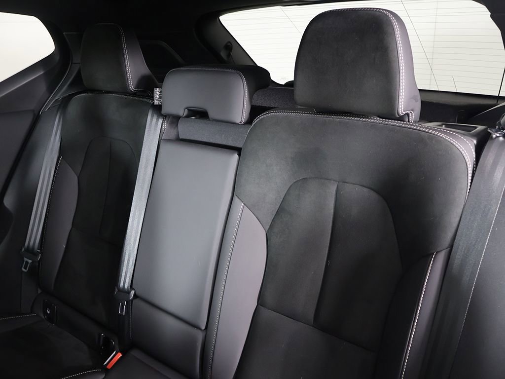 Used 2023 Volvo XC40 Recharge Plus AWD/4WD image 31