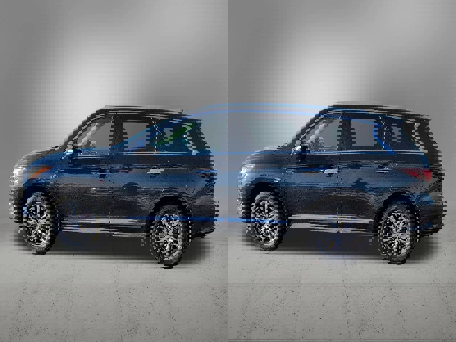 Used 2019 INFINITI QX60 Luxe w/ Essential Package image 3