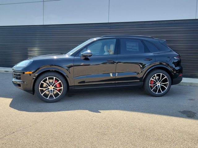 New 2026 Porsche Cayenne S AWD/4WD image 2