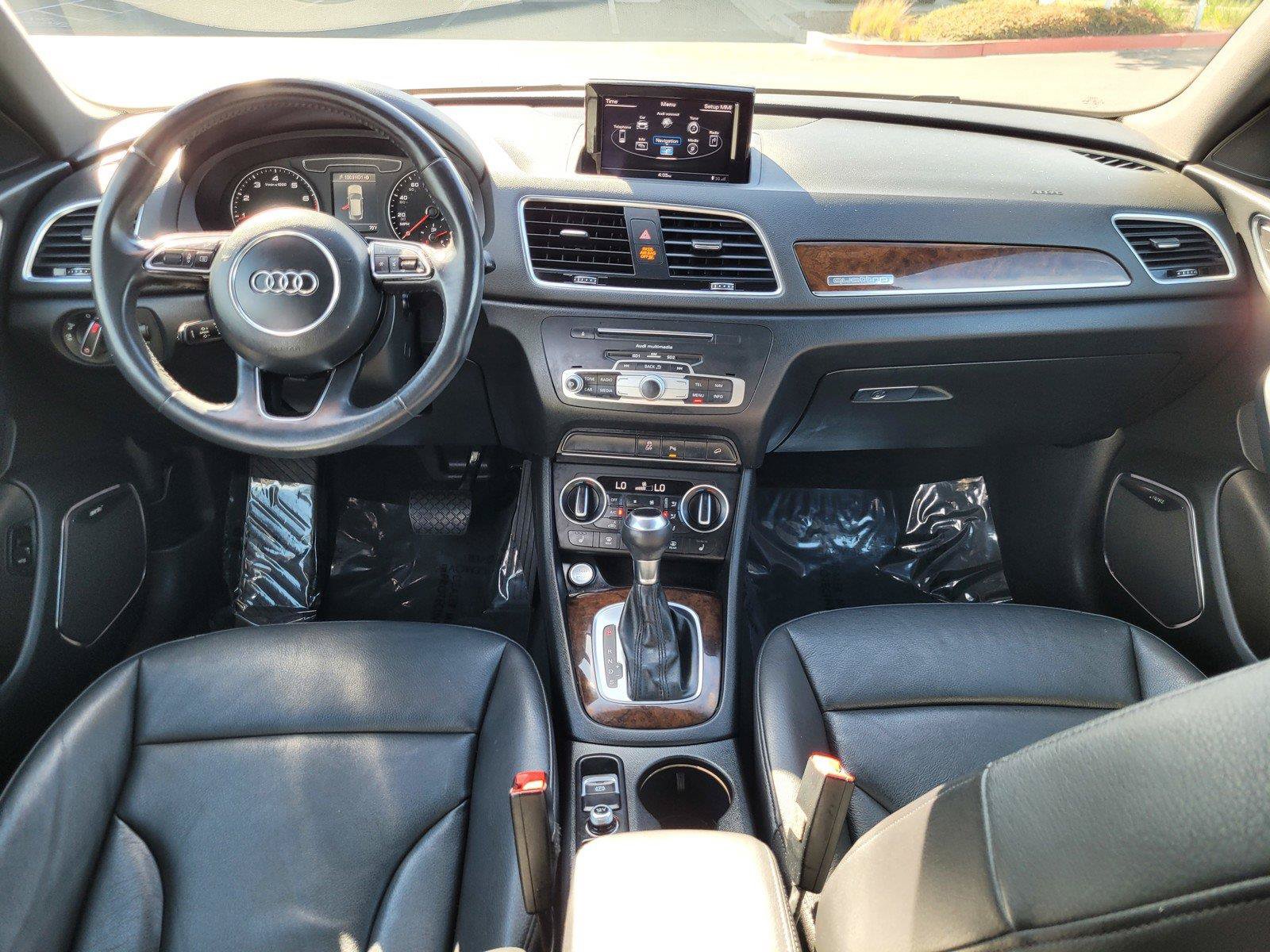 Used 2017 Audi Q3 2.0T Prestige w/ Prestige Package AWD/4WD image 19