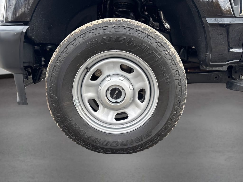 Used 2025 Ford F350 XL w/ Snow Plow Prep Package image 11