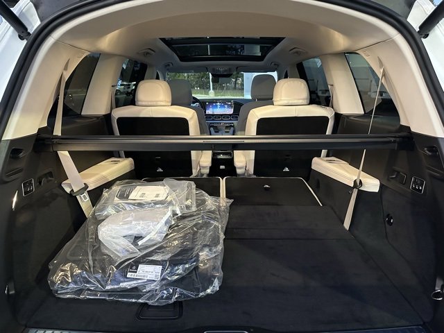 New 2026 Mercedes-Benz GLS 450 4MATIC image 10