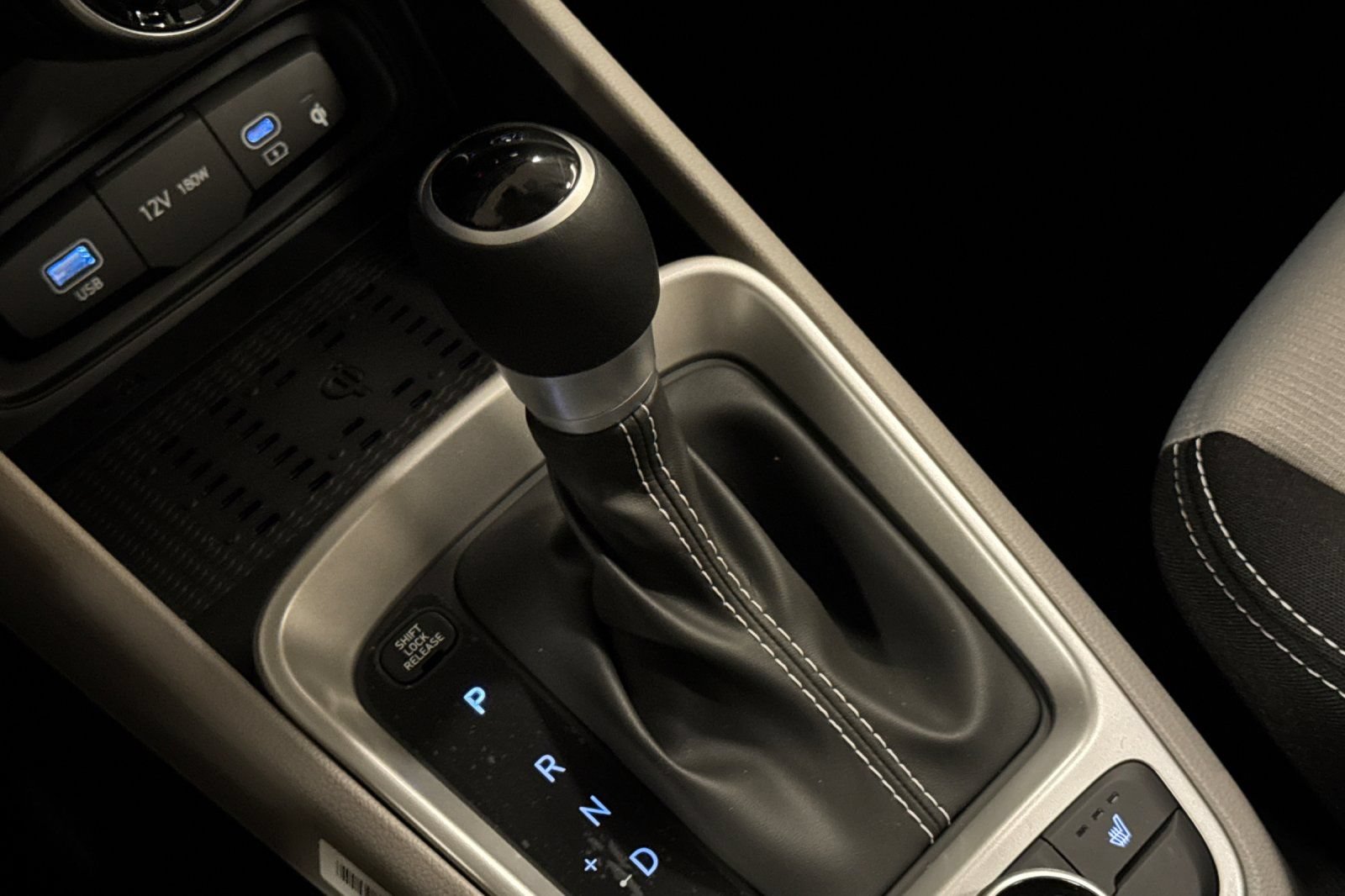 New 2026 Hyundai Venue SEL FWD image 21