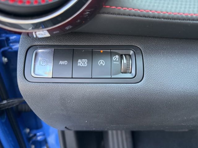 Used 2025 Chevrolet Equinox RS w/ Convenience Package III image 12