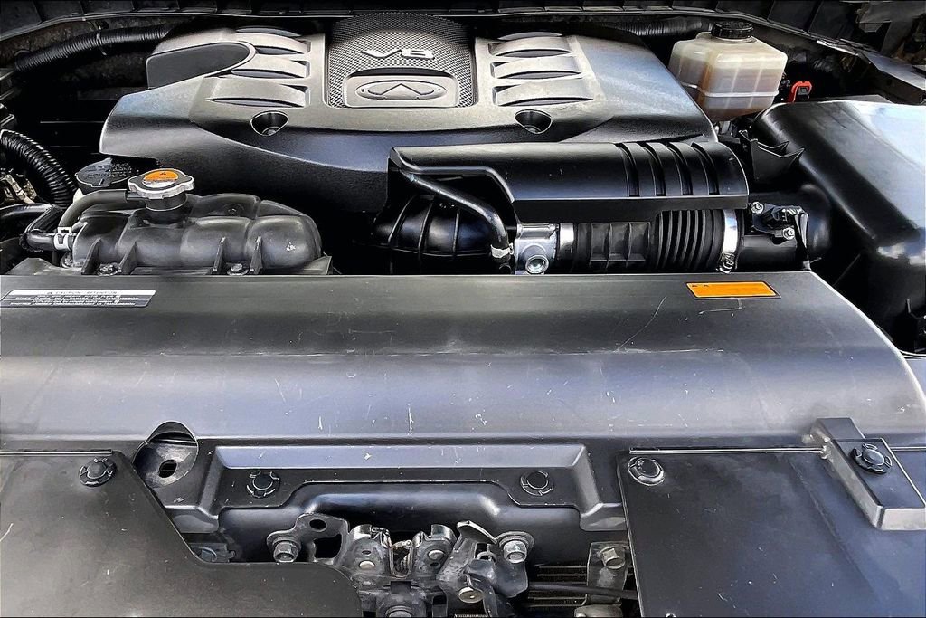 Used 2012 INFINITI QX56 4WD w/ Deluxe Touring Pkg image 31